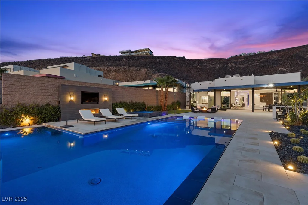 535 Serenity Point, Henderson, NV 89012