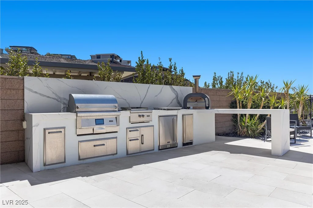535 Serenity Point, Henderson, NV 89012