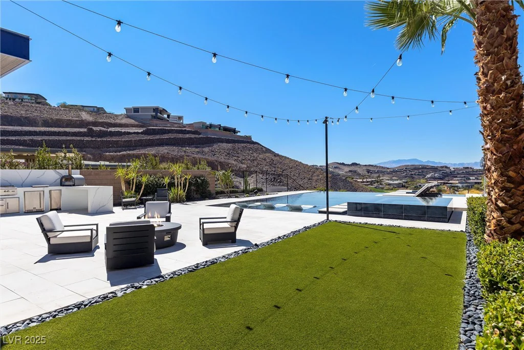 535 Serenity Point, Henderson, NV 89012
