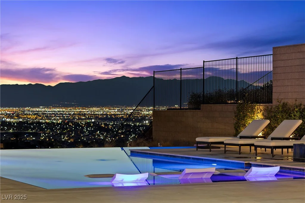 535 Serenity Point, Henderson, NV 89012