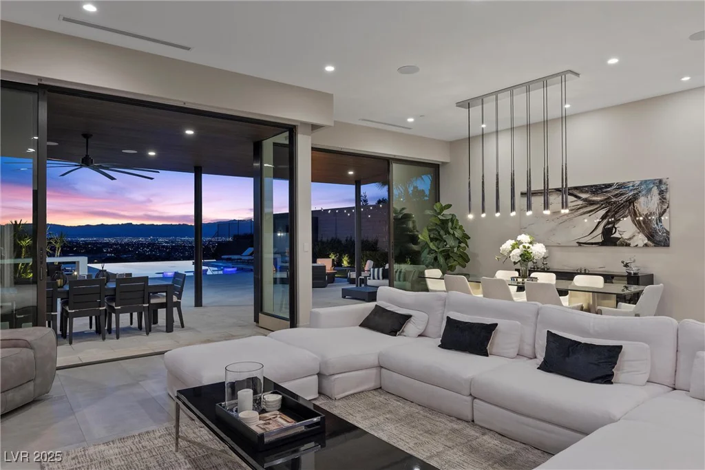 535 Serenity Point, Henderson, NV 89012