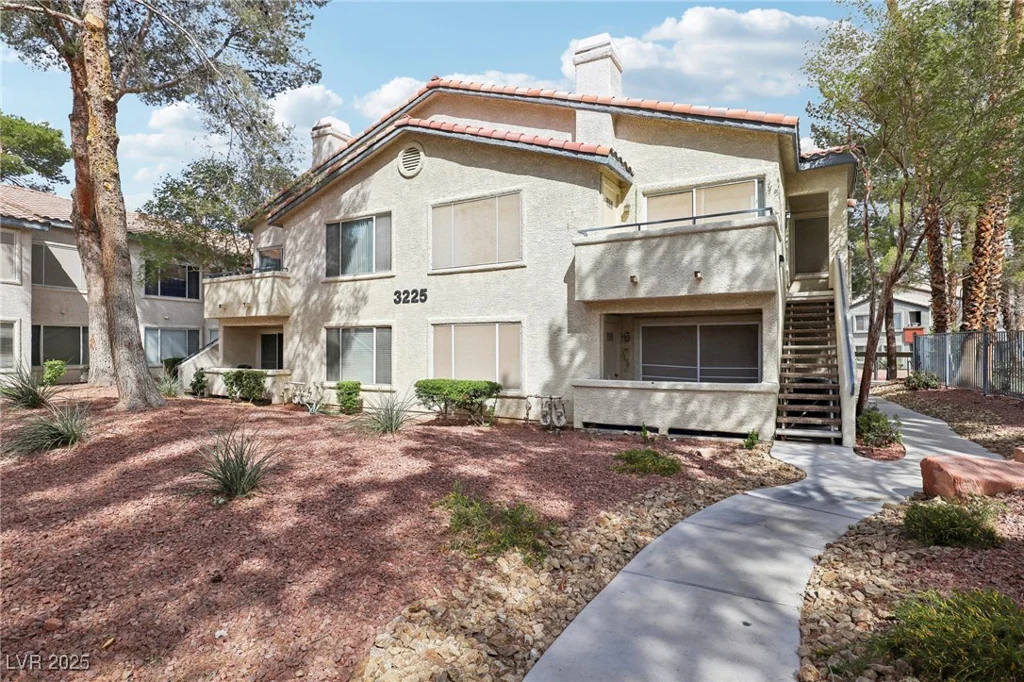 3225 Casey, Las Vegas, NV 89120