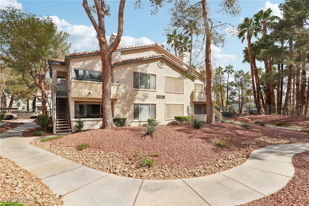 3225 Casey, Las Vegas, NV 89120