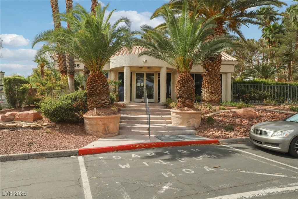 3225 Casey, Las Vegas, NV 89120