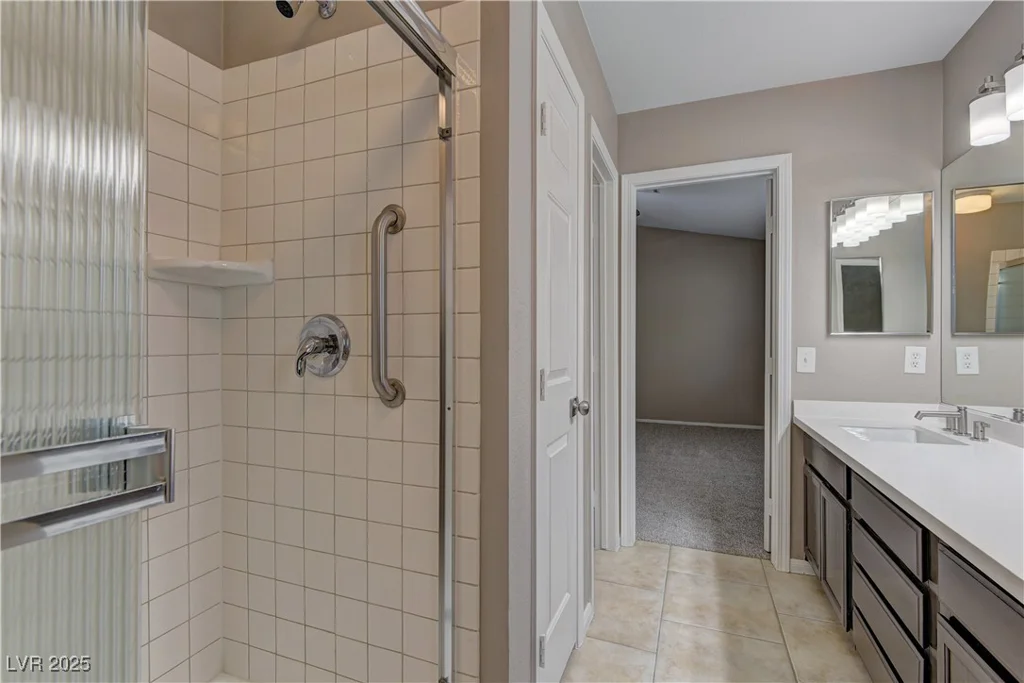 8121 Heavenly Star, Las Vegas, NV 89128
