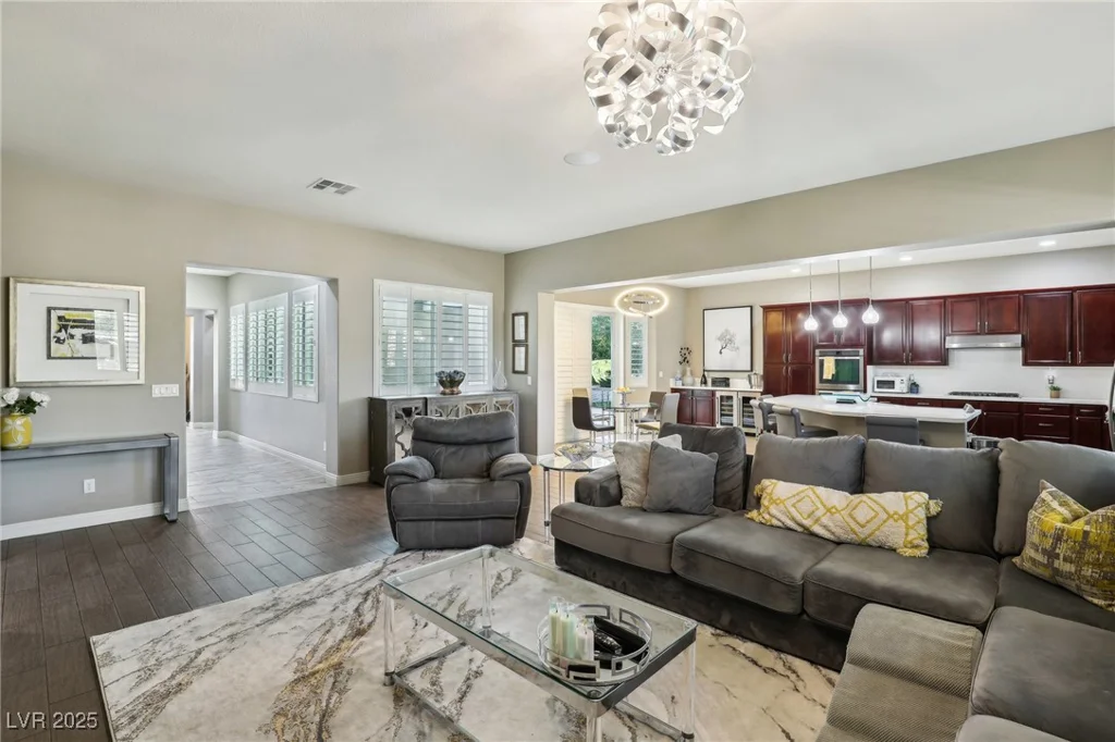 8716 Purple Wisteria, Las Vegas, NV 89131