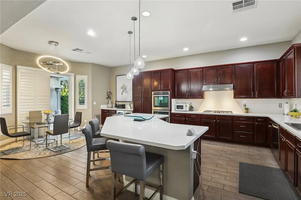8716 Purple Wisteria, Las Vegas, NV 89131