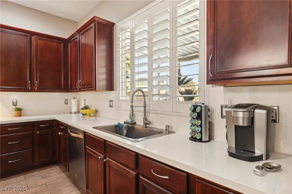 8716 Purple Wisteria, Las Vegas, NV 89131