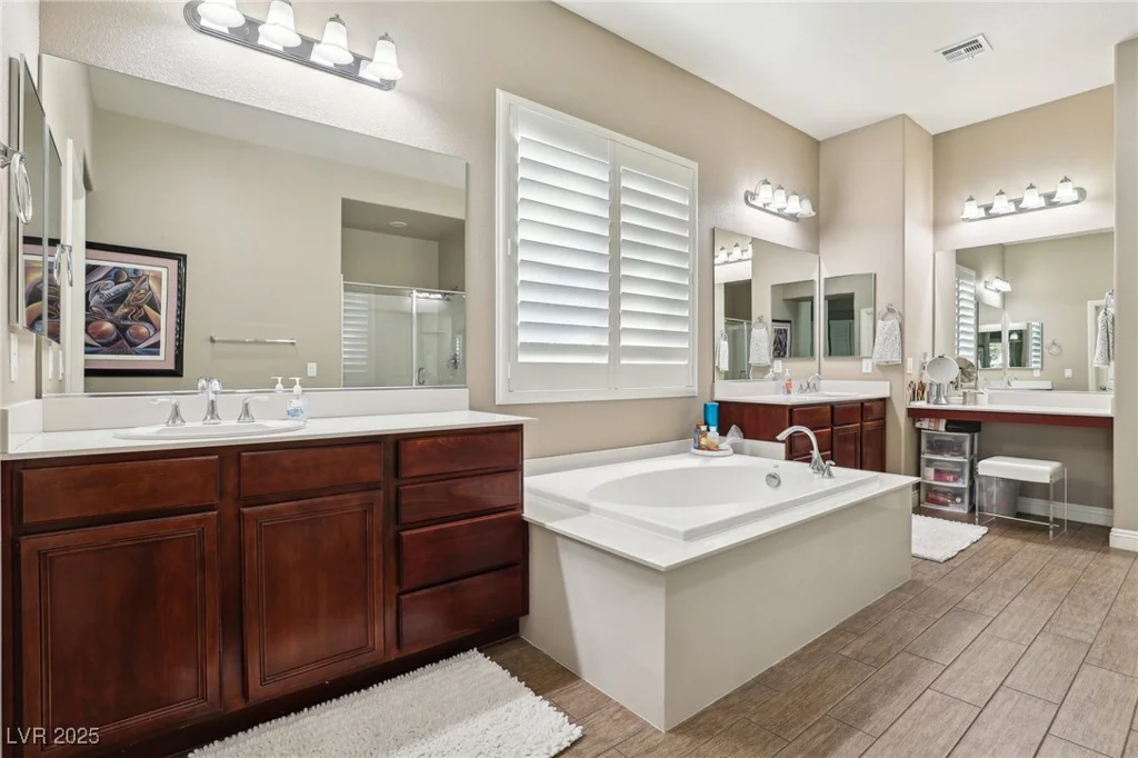 8716 Purple Wisteria, Las Vegas, NV 89131