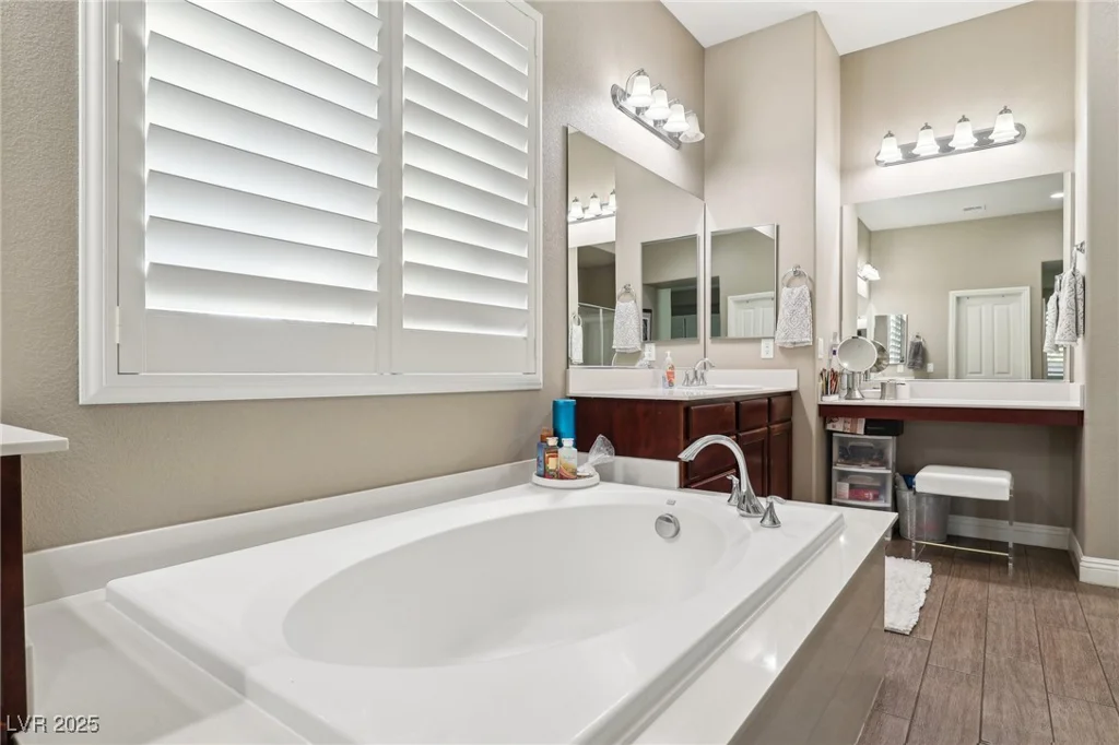8716 Purple Wisteria, Las Vegas, NV 89131