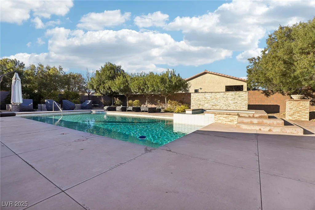 8716 Purple Wisteria, Las Vegas, NV 89131