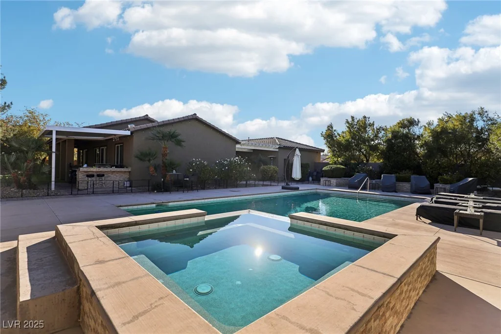 8716 Purple Wisteria, Las Vegas, NV 89131