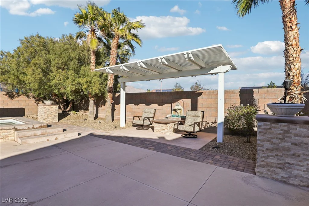 8716 Purple Wisteria, Las Vegas, NV 89131