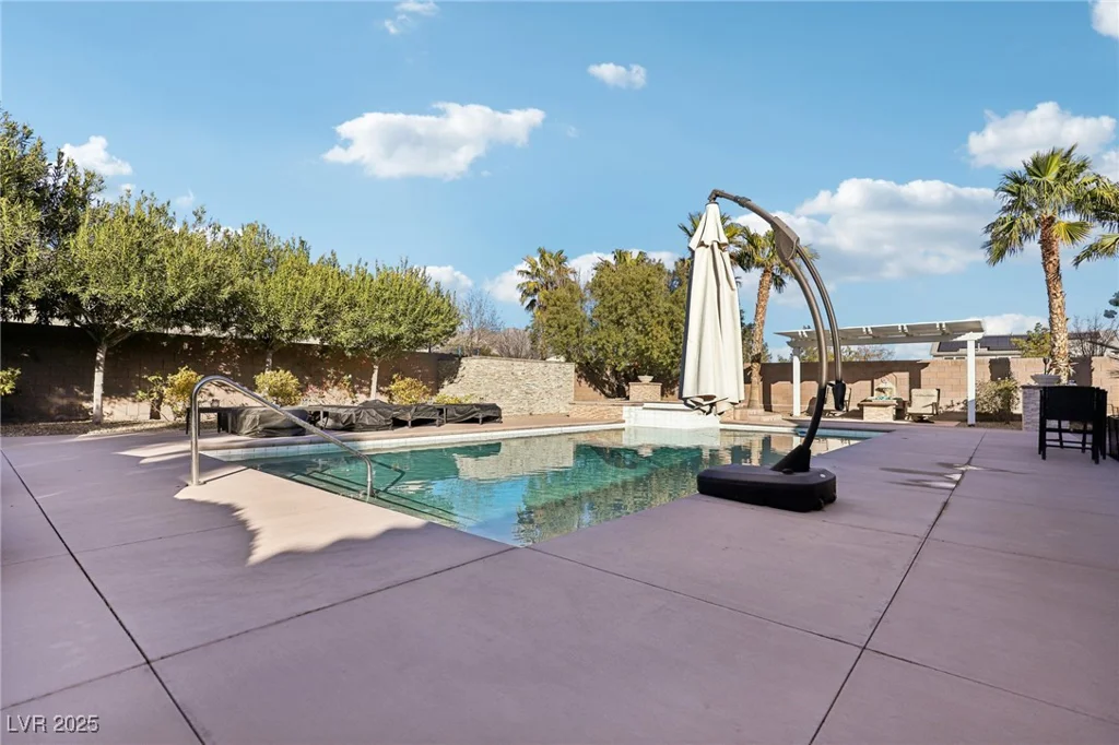 8716 Purple Wisteria, Las Vegas, NV 89131