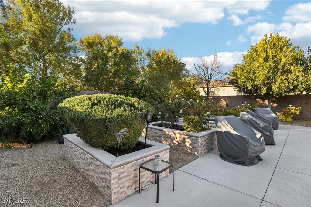 8716 Purple Wisteria, Las Vegas, NV 89131