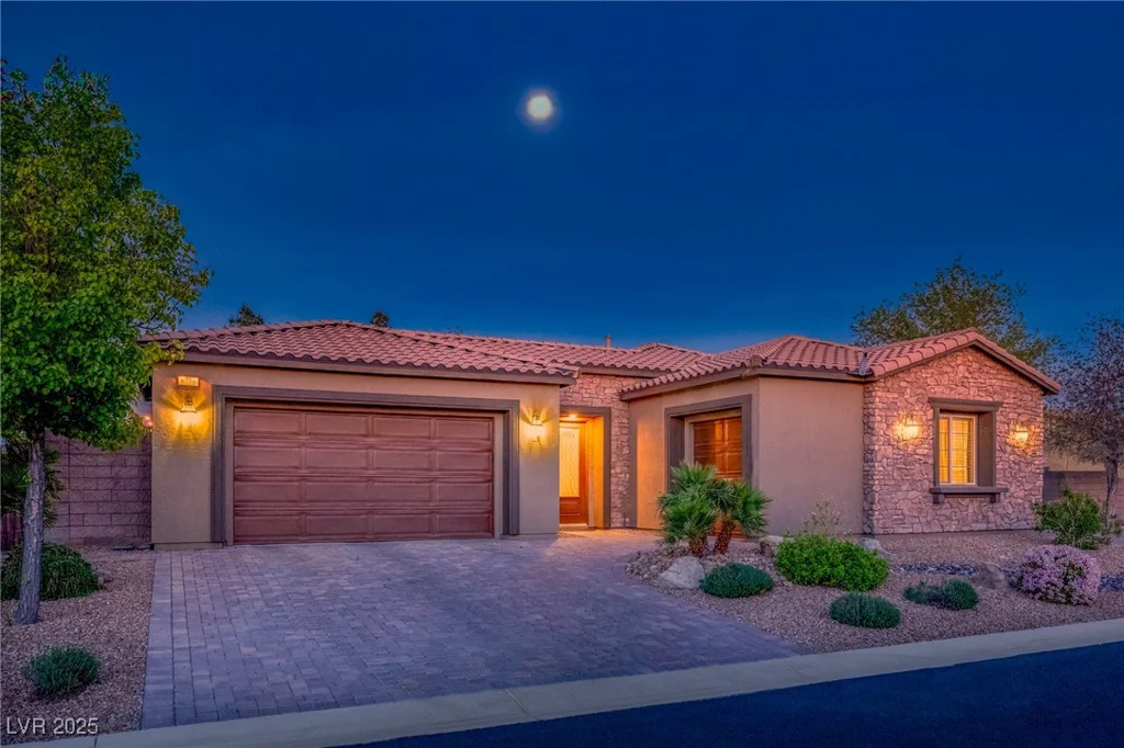 8716 Purple Wisteria, Las Vegas, NV 89131