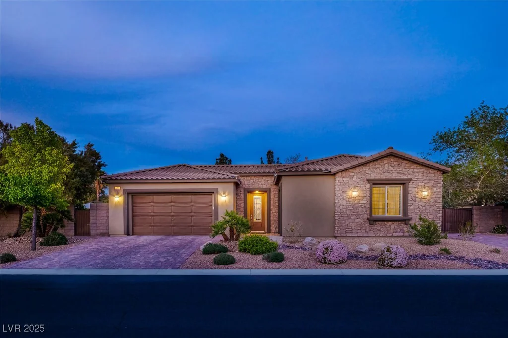 8716 Purple Wisteria, Las Vegas, NV 89131