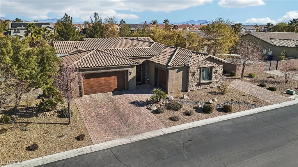 8716 Purple Wisteria, Las Vegas, NV 89131