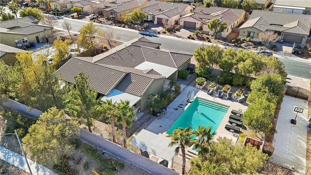8716 Purple Wisteria, Las Vegas, NV 89131