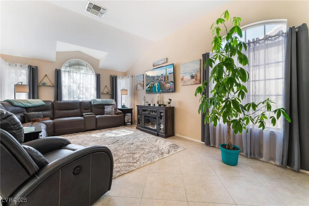 5712 Solimar, Las Vegas, NV 89130
