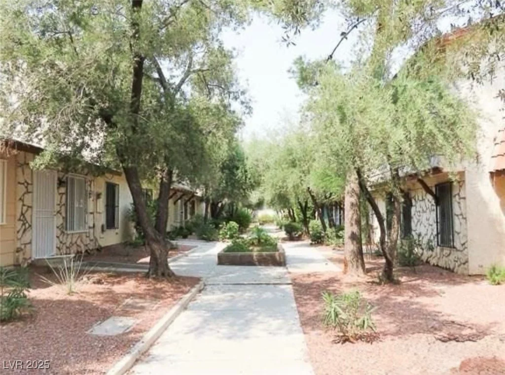 3940 Voxna, Las Vegas, NV 89119