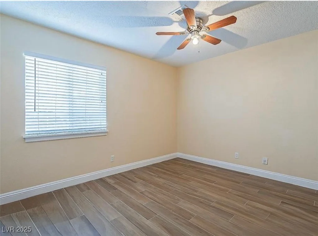 3940 Voxna, Las Vegas, NV 89119