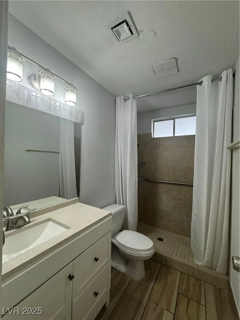 3940 Voxna, Las Vegas, NV 89119