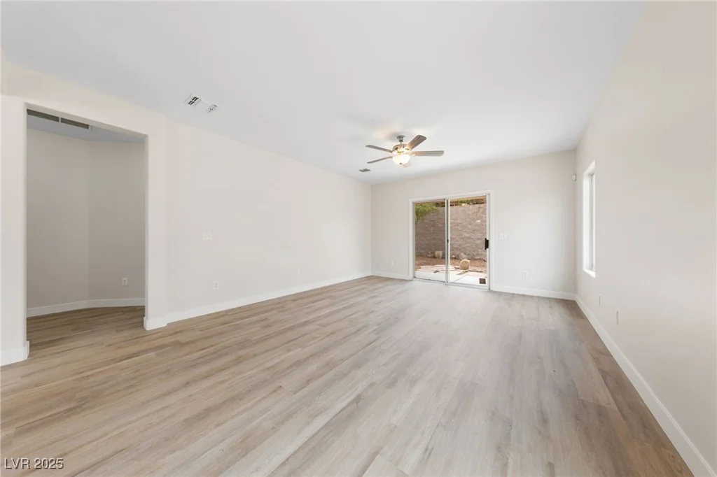 2827 Sapphire Desert, Henderson, NV 89052