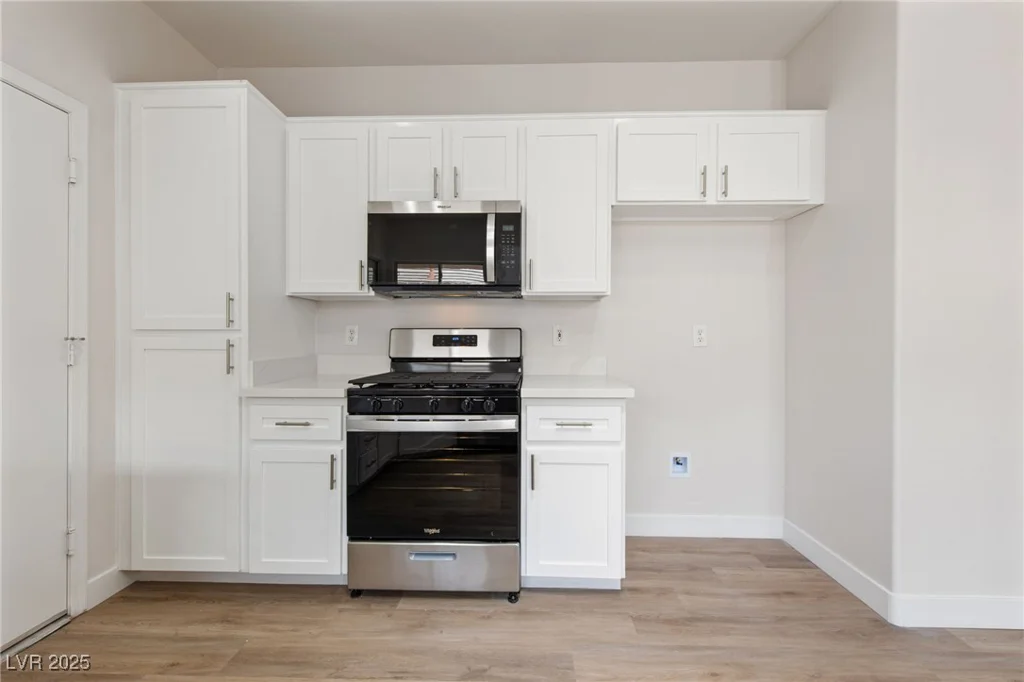 2827 Sapphire Desert, Henderson, NV 89052