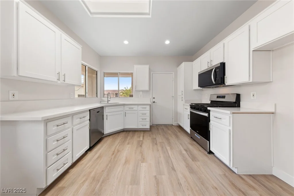 2827 Sapphire Desert, Henderson, NV 89052