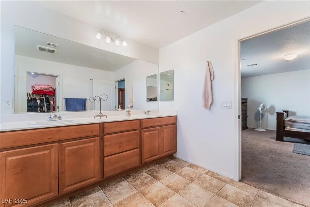 4524 Brittany Village, Las Vegas, NV 89130