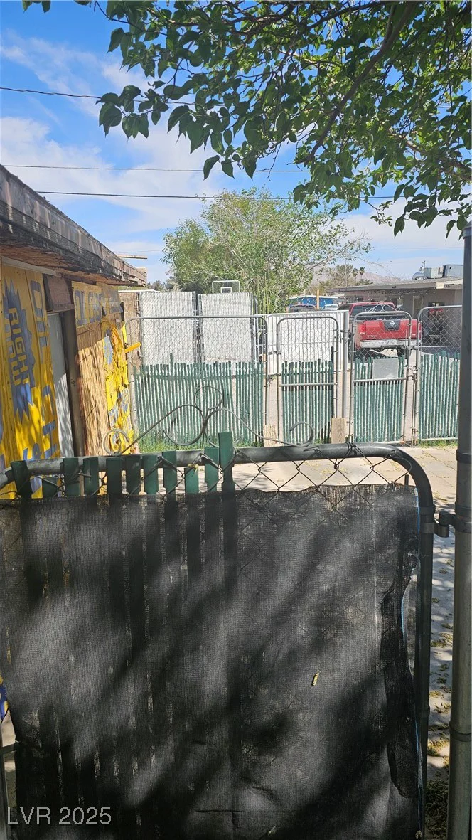 2120 Glider, North Las Vegas, NV 89030