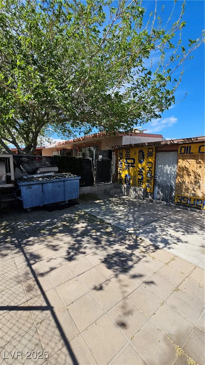 2120 Glider, North Las Vegas, NV 89030