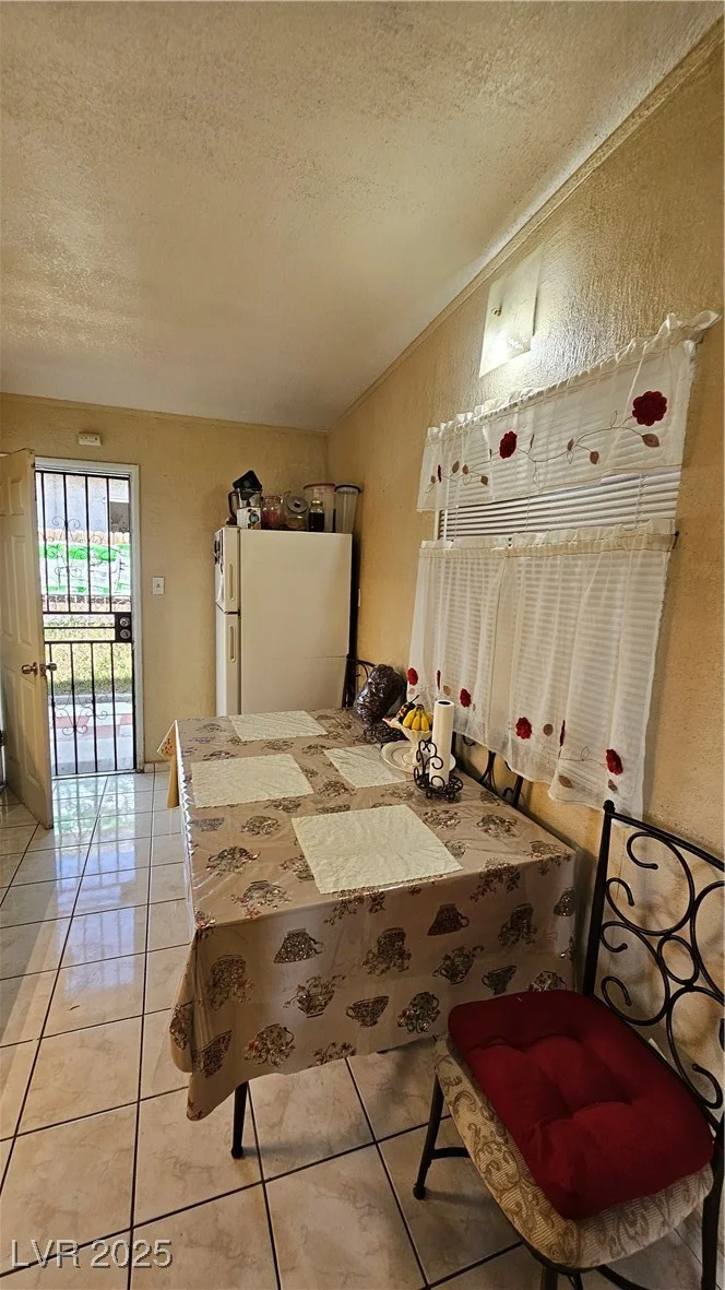 2120 Glider, North Las Vegas, NV 89030
