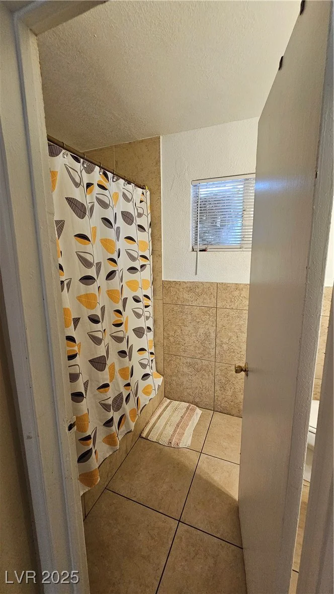 2120 Glider, North Las Vegas, NV 89030