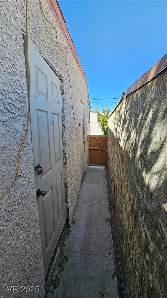 2120 Glider, North Las Vegas, NV 89030