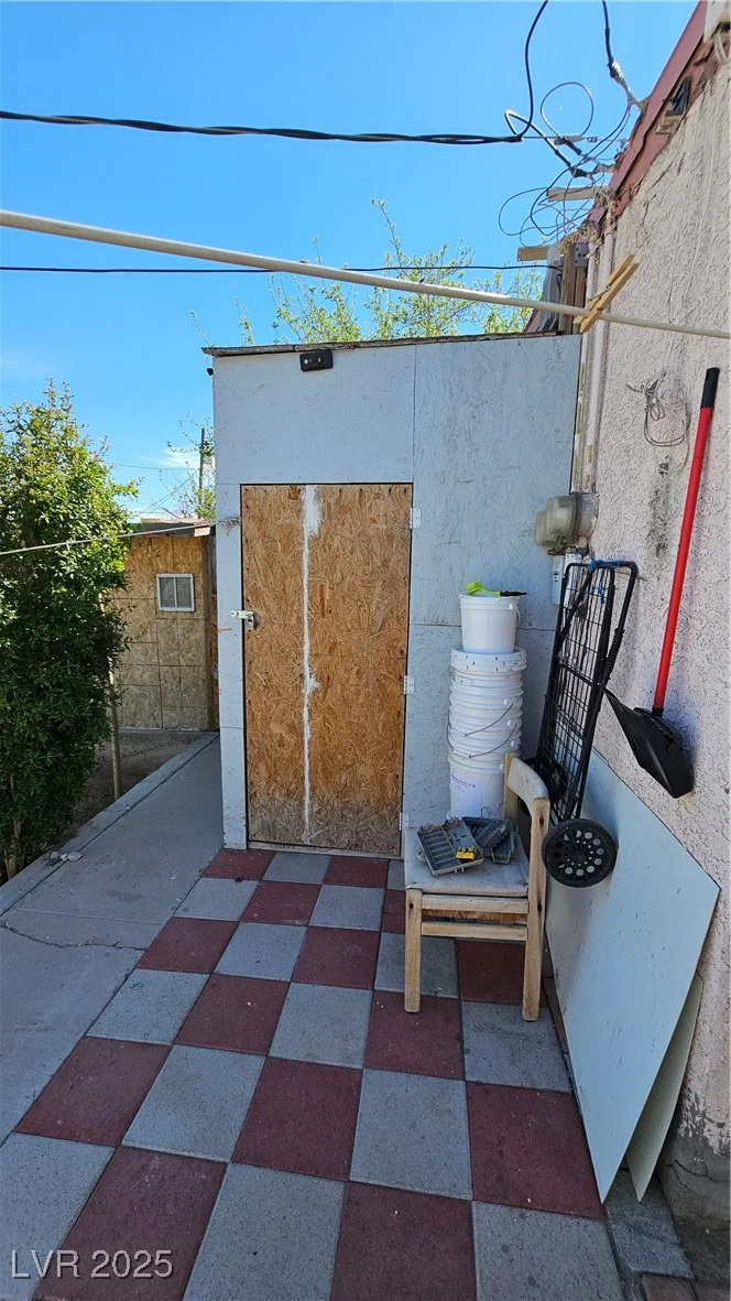 2120 Glider, North Las Vegas, NV 89030