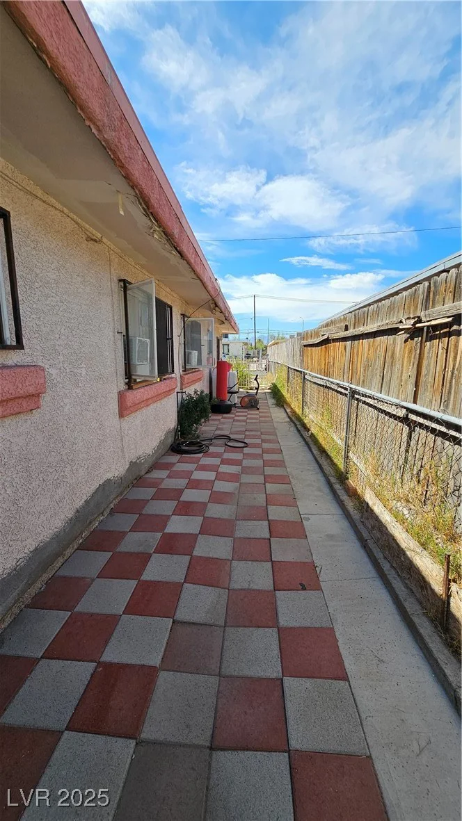 2120 Glider, North Las Vegas, NV 89030