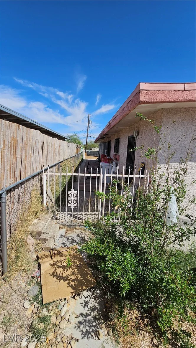 2120 Glider, North Las Vegas, NV 89030