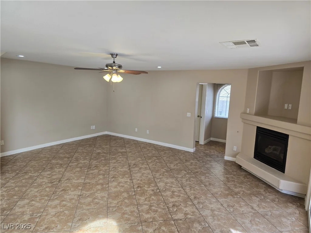 8313 Mountain Heather, Las Vegas, NV 89149