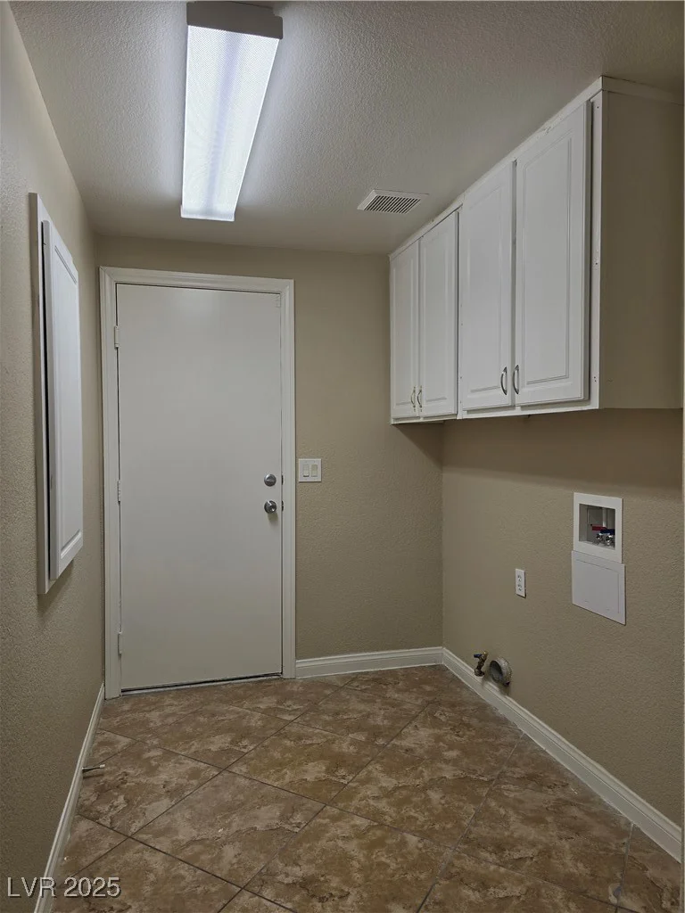8313 Mountain Heather, Las Vegas, NV 89149