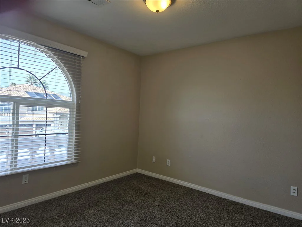8313 Mountain Heather, Las Vegas, NV 89149