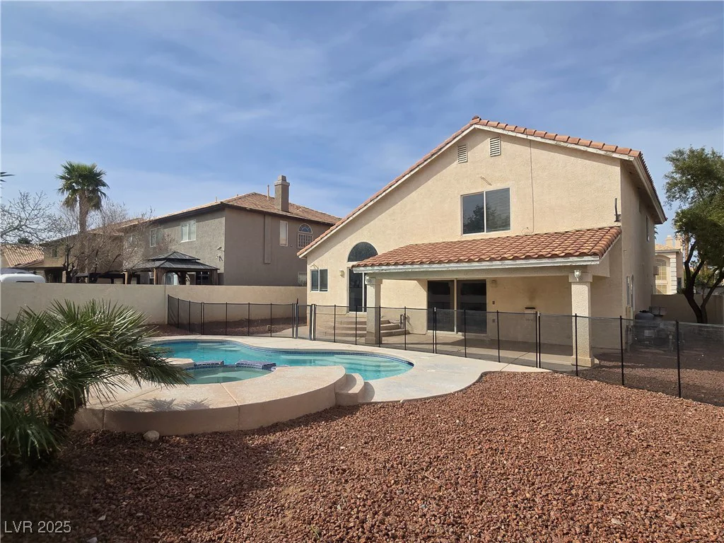 8313 Mountain Heather, Las Vegas, NV 89149