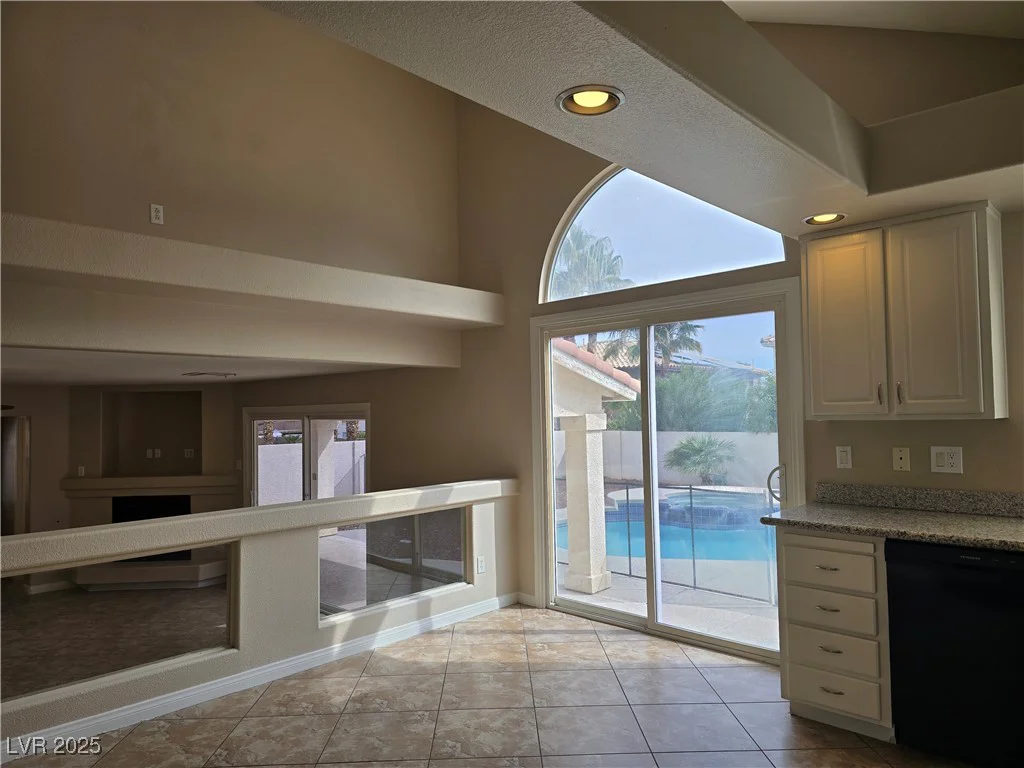 8313 Mountain Heather, Las Vegas, NV 89149