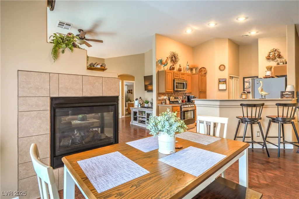 8688 Tom Noon, Las Vegas, NV 89178