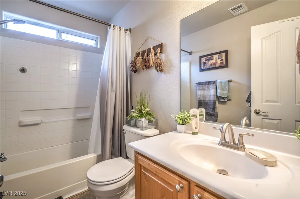 8688 Tom Noon, Las Vegas, NV 89178