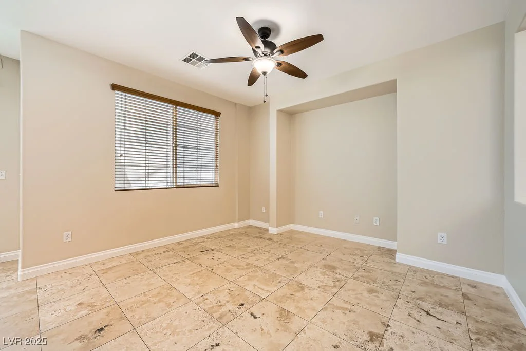 9083 Mount Wilson, Las Vegas, NV 89113