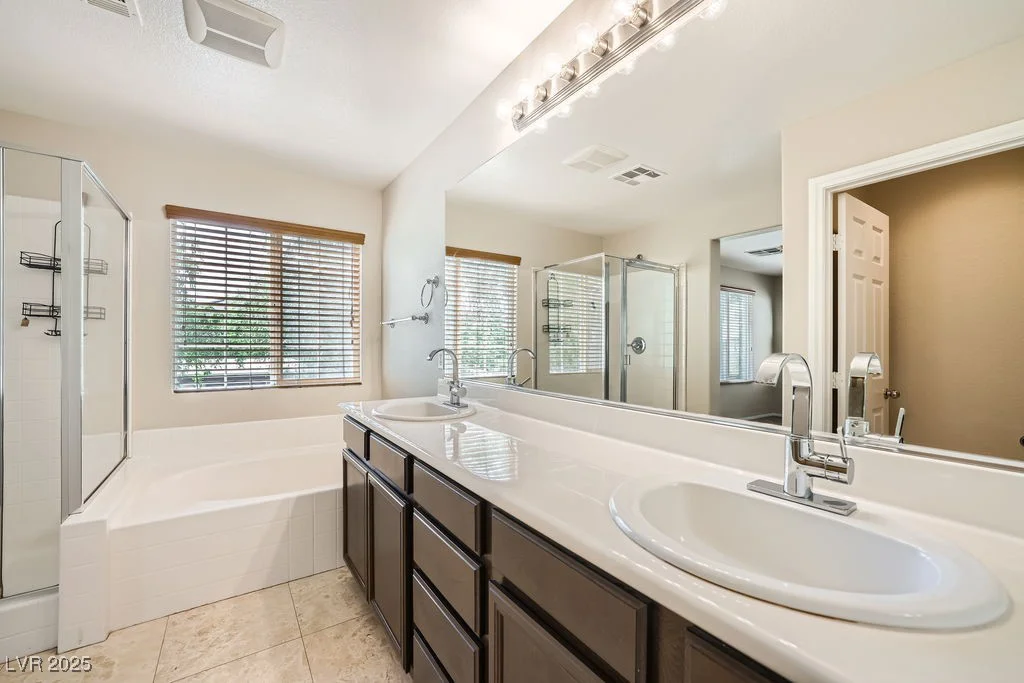 9083 Mount Wilson, Las Vegas, NV 89113