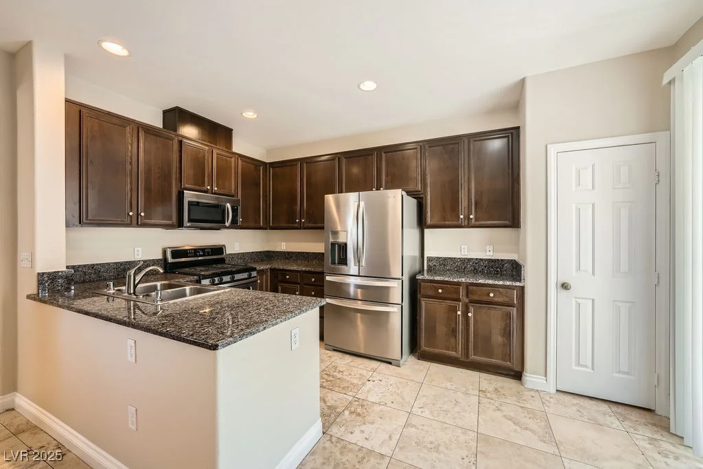 9083 Mount Wilson, Las Vegas, NV 89113