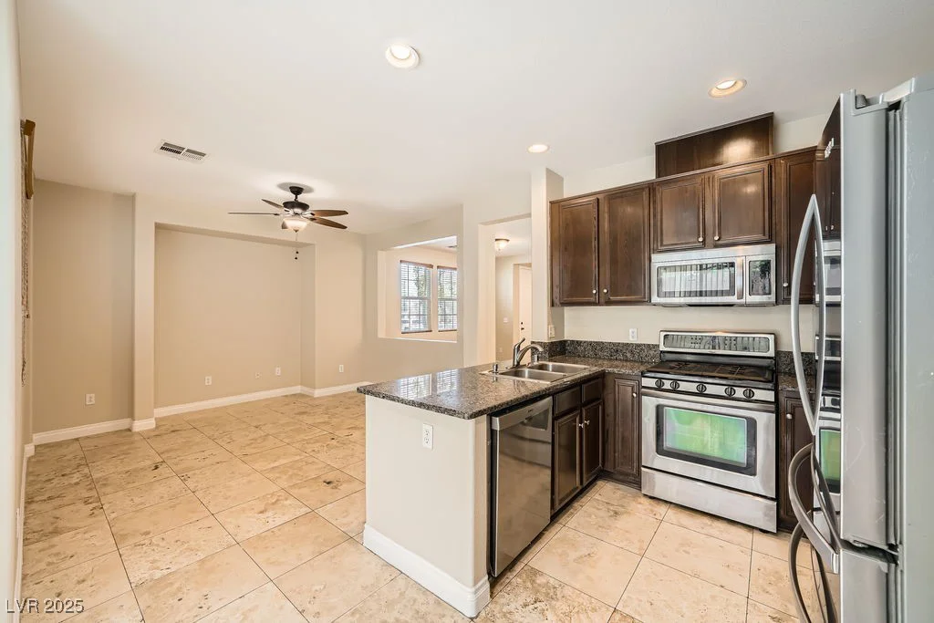 9083 Mount Wilson, Las Vegas, NV 89113
